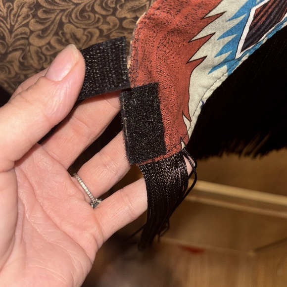 Western fringe top measurements in pictures adjustable size with Velcro - Picture 7 of 14